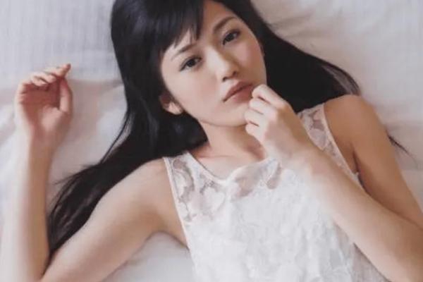 1993年女属鸡的姻缘_1993年女属鸡的姻缘如何 1993年女属鸡的姻缘_1993年女属鸡的姻缘如何