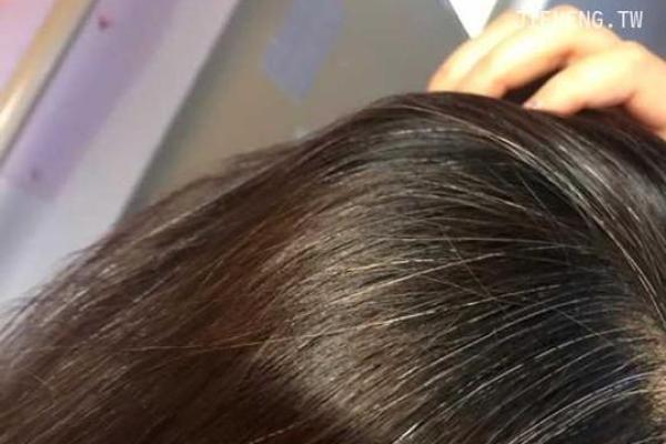 45岁女人梦见自己头发全白 45岁女人梦见自己头发全白